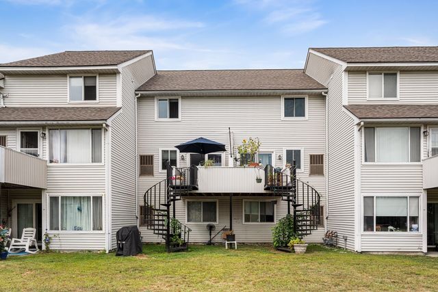 100 Merrimack Ave 115, Dracut, MA 01826