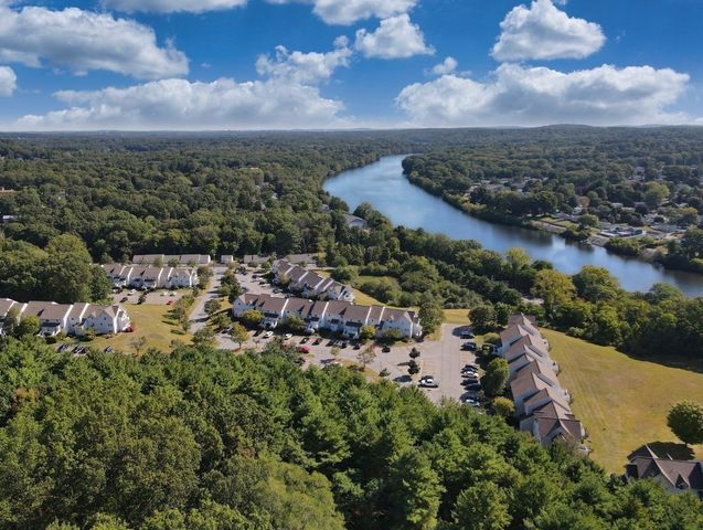 100 Merrimack Ave 115, Dracut, MA 01826