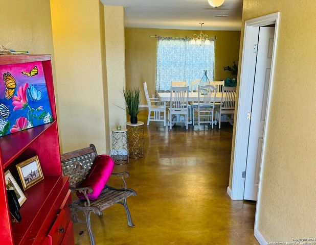 8546 Real Rd, San Antonio, TX 78263