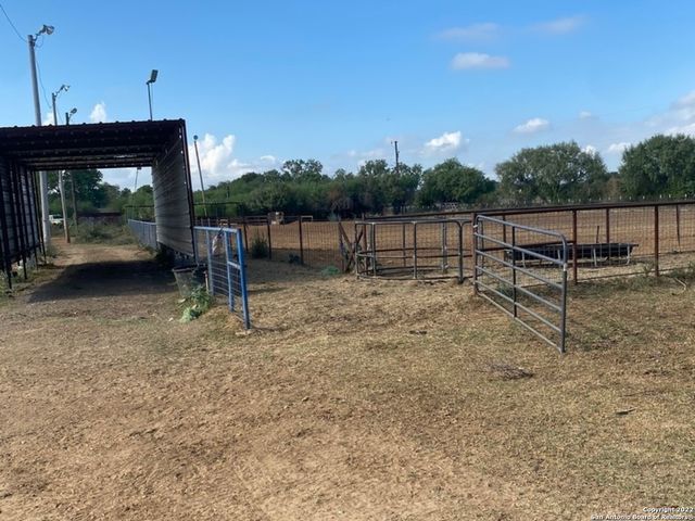 8546 Real Rd, San Antonio, TX 78263