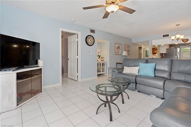 400 Fox Haven DR 4108, Naples, FL 34104