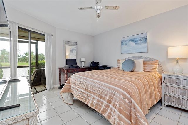 400 Fox Haven DR 4108, Naples, FL 34104