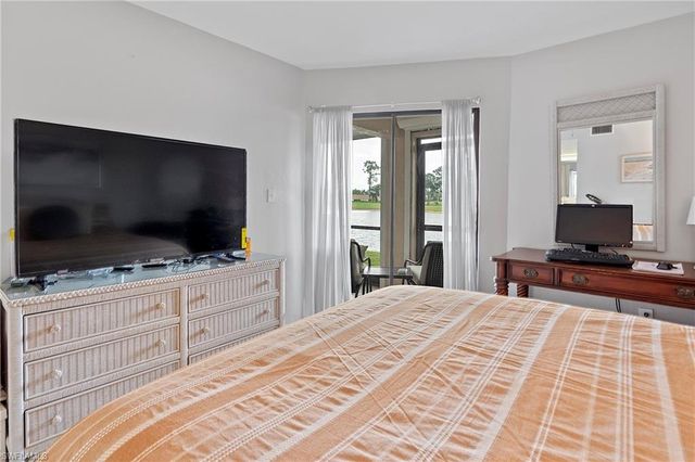 400 Fox Haven DR 4108, Naples, FL 34104