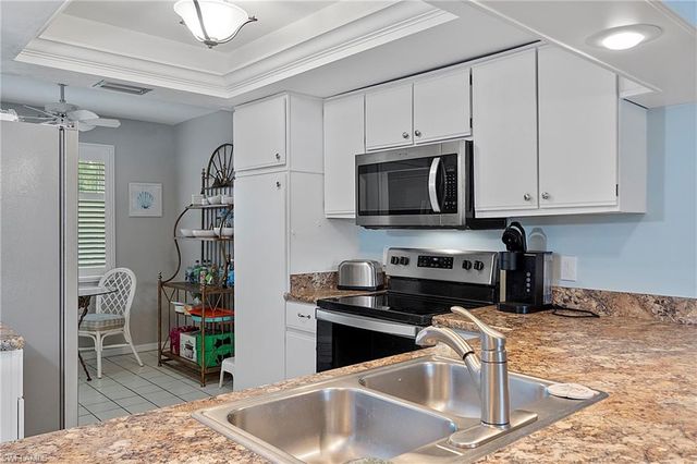 400 Fox Haven DR 4108, Naples, FL 34104