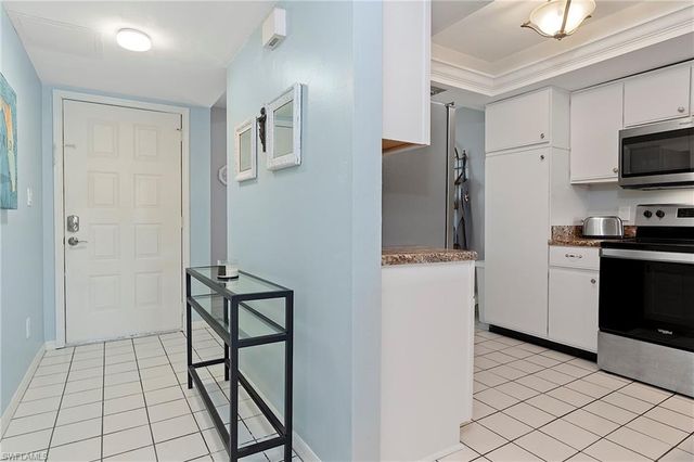 400 Fox Haven DR 4108, Naples, FL 34104