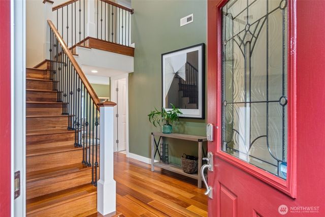 8303 10th Place SE, Lake Stevens, WA 98258