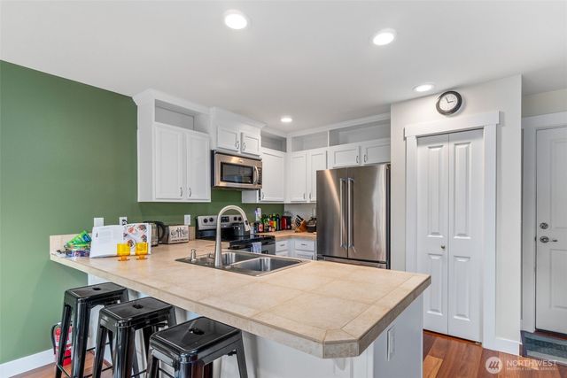 8303 10th Place SE, Lake Stevens, WA 98258