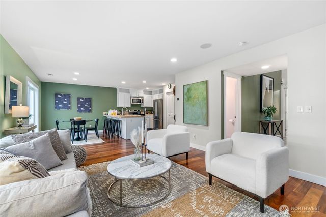 8303 10th Place SE, Lake Stevens, WA 98258