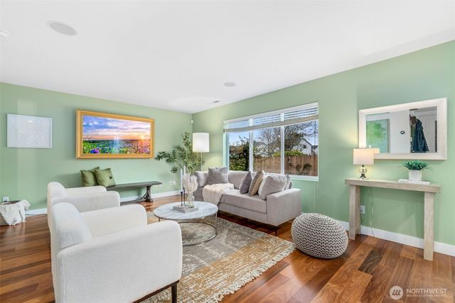 8303 10th Place SE, Lake Stevens, WA 98258