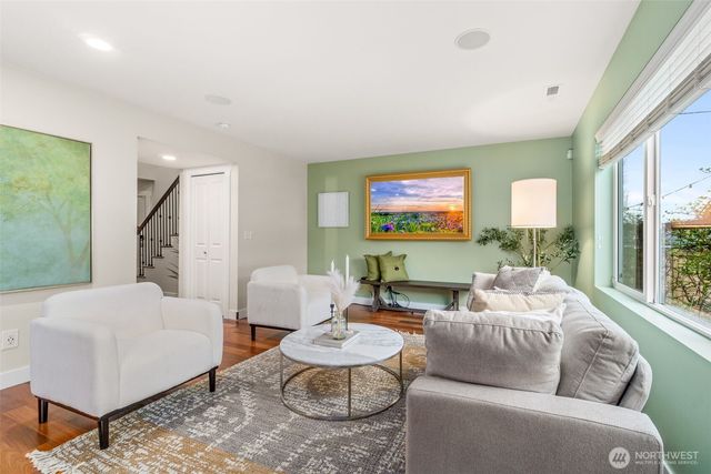 8303 10th Place SE, Lake Stevens, WA 98258