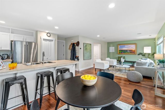 8303 10th Place SE, Lake Stevens, WA 98258