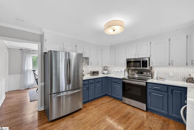 901 Willow Branch Drive, Simpsonville, SC 29680