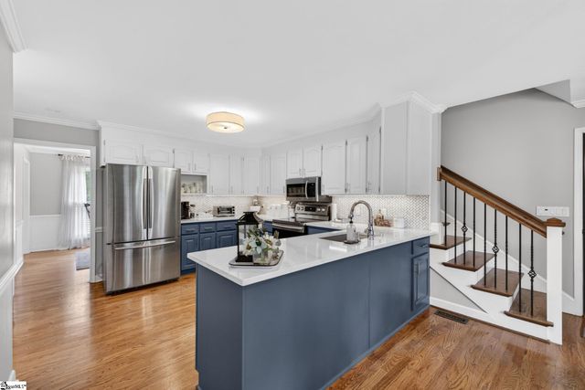 901 Willow Branch Drive, Simpsonville, SC 29680