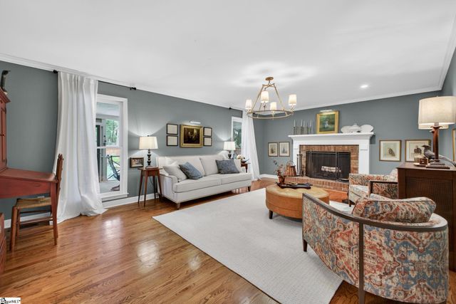 901 Willow Branch Drive, Simpsonville, SC 29680