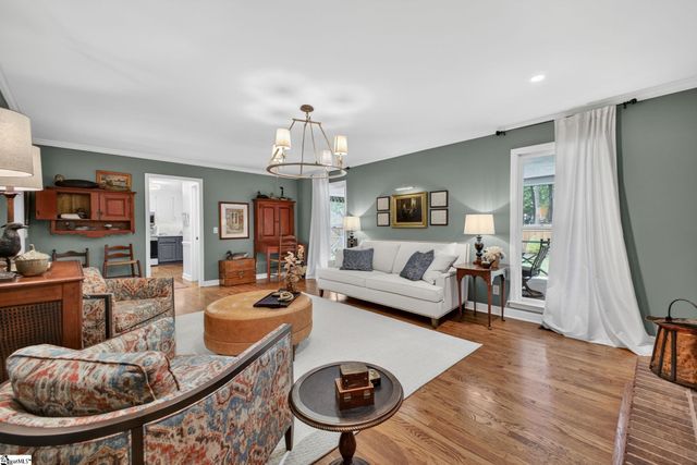 901 Willow Branch Drive, Simpsonville, SC 29680