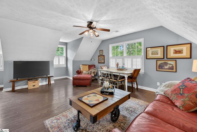 901 Willow Branch Drive, Simpsonville, SC 29680