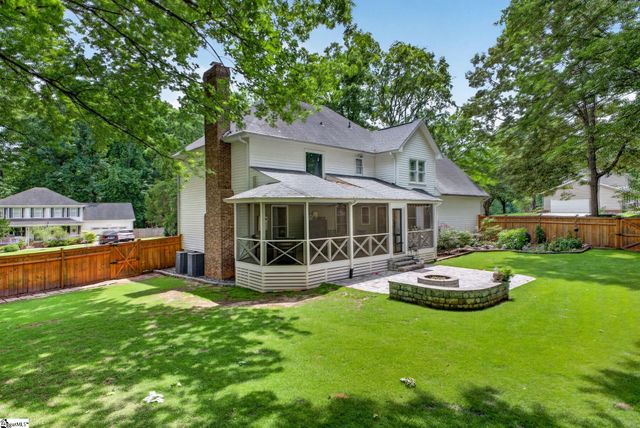 901 Willow Branch Drive, Simpsonville, SC 29680