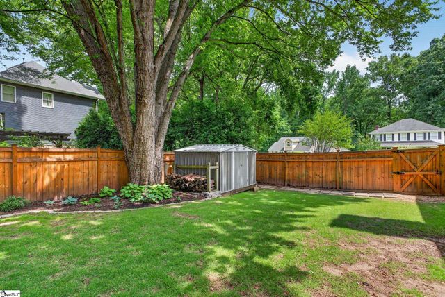 901 Willow Branch Drive, Simpsonville, SC 29680