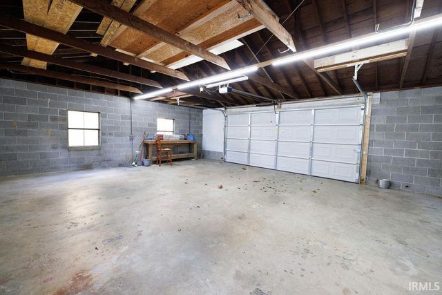 1845 S US 231 Highway, Spencer, IN 47460