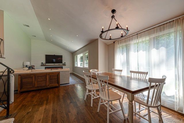 30 Harriet Lane, Huntington, NY 11743