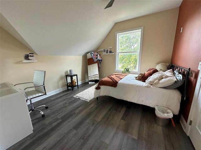 719 E Washington Street, Winterset, IA 50273