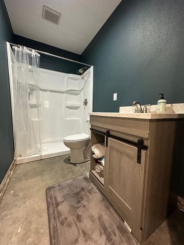719 E Washington Street, Winterset, IA 50273