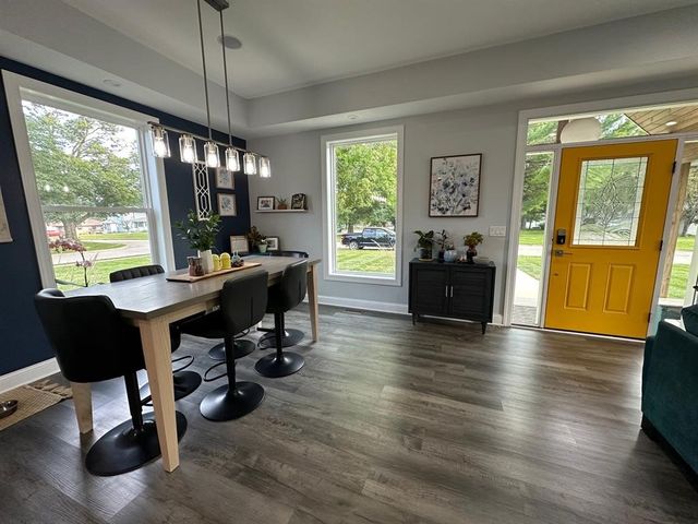 719 E Washington Street, Winterset, IA 50273
