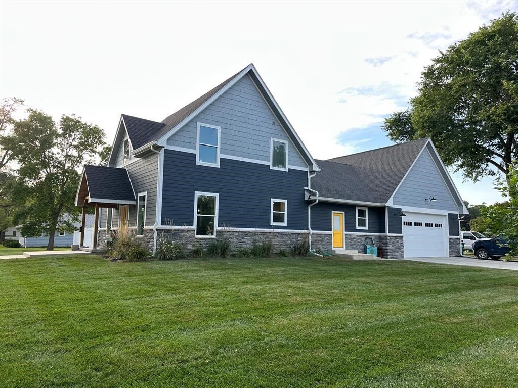 719 E Washington Street, Winterset, IA 50273