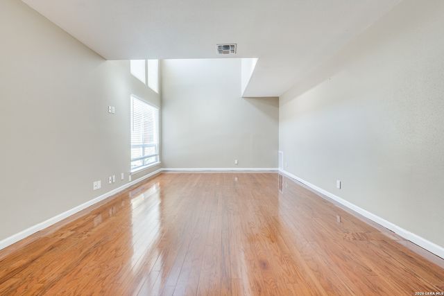 201 W Craig Pl Apt N, San Antonio, TX 78212