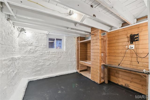 4449 Shaw Boulevard, St Louis, MO 63110