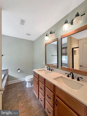 296 MASTERS DR, Pottstown, PA 19464