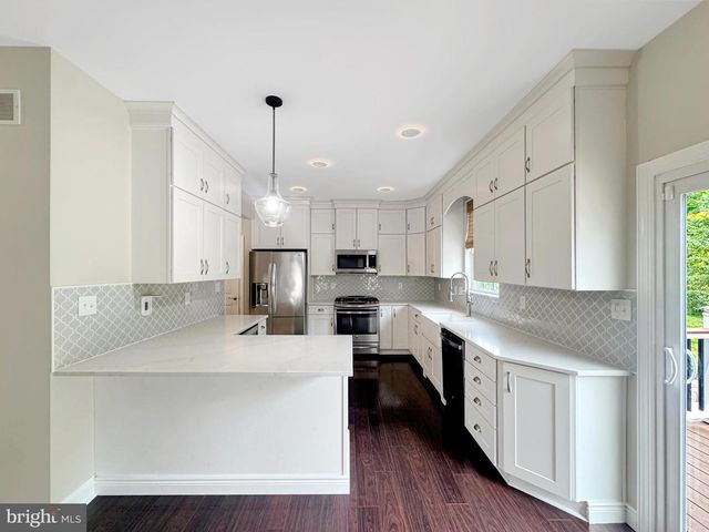 296 MASTERS DR, Pottstown, PA 19464