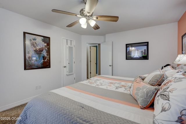 2038 Blue Jay Drive, Webb City, MO 64870