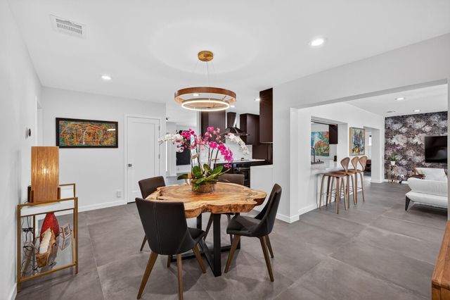 2720 NE 59th Street, Fort Lauderdale, FL 33308