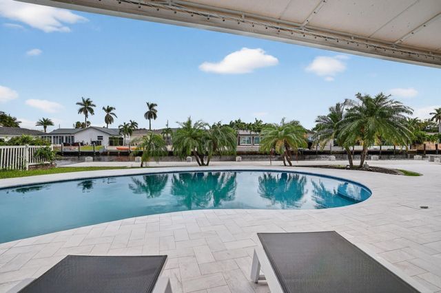 2720 NE 59th Street, Fort Lauderdale, FL 33308