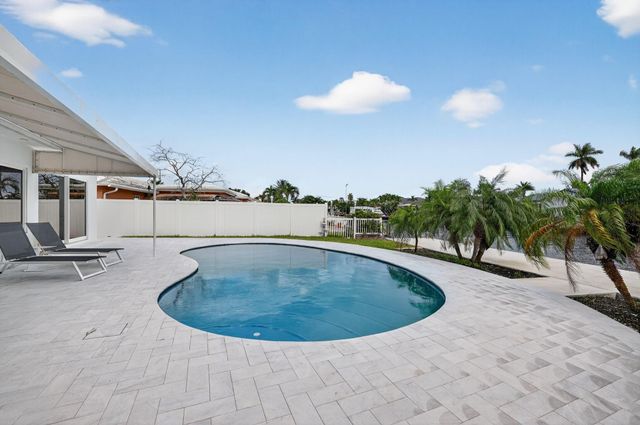 2720 NE 59th Street, Fort Lauderdale, FL 33308