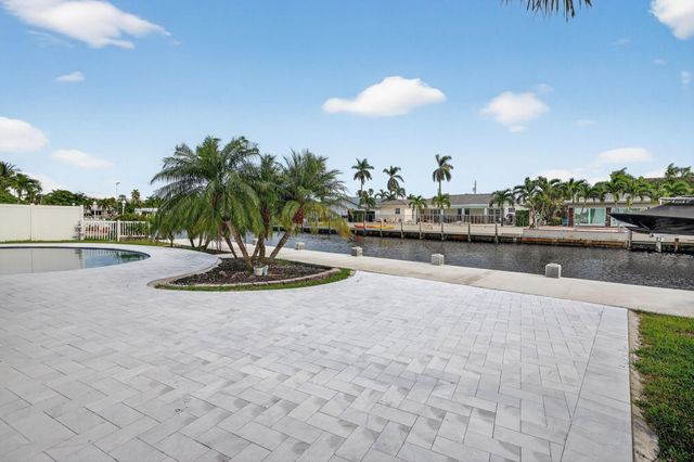 2720 NE 59th Street, Fort Lauderdale, FL 33308