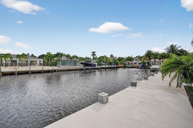 2720 NE 59th Street, Fort Lauderdale, FL 33308