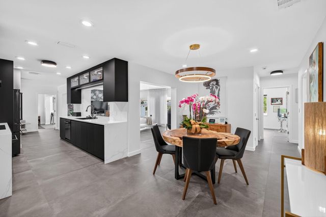 2720 NE 59th Street, Fort Lauderdale, FL 33308