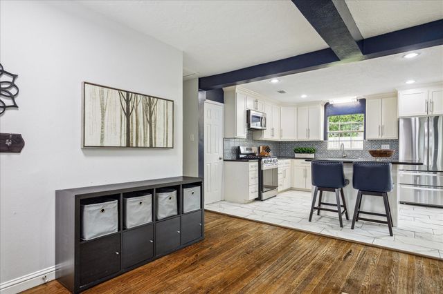 9925 Warwana Road, Houston, TX 77080