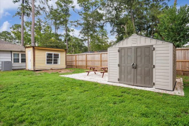 9925 Warwana Road, Houston, TX 77080
