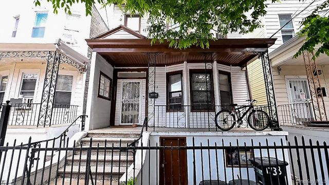 1738 Melville Street, Bronx, NY 10460