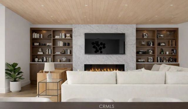 310 Marigold, Corona Del Mar, CA 92625