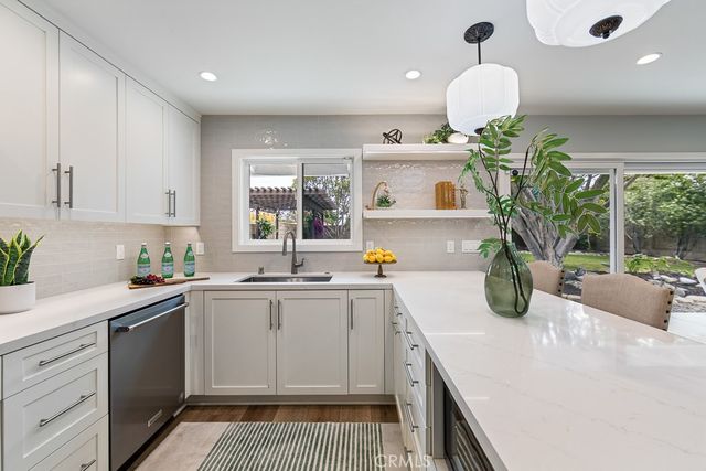 9673 Nightingale Avenue, Fountain Valley, CA 92708