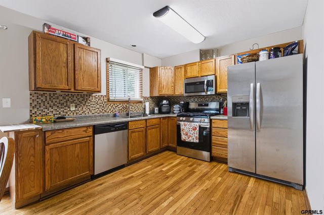 3321 NW 2nd Street, Lincoln, NE 68505