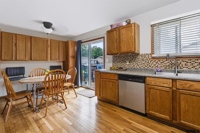 3321 NW 2nd Street, Lincoln, NE 68505