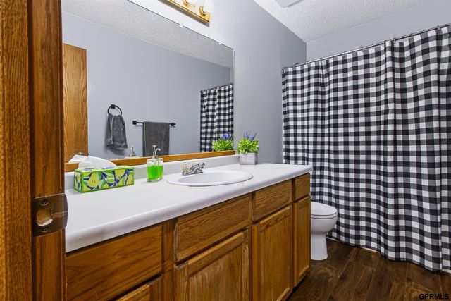 3321 NW 2nd Street, Lincoln, NE 68505
