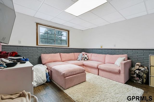 3321 NW 2nd Street, Lincoln, NE 68505
