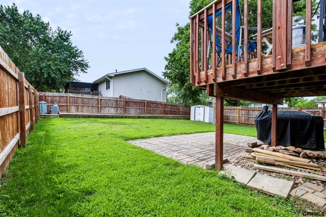 3321 NW 2nd Street, Lincoln, NE 68505