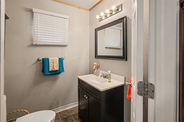 243 Autumn Wood Trail, Gun Barrel City, TX 75156